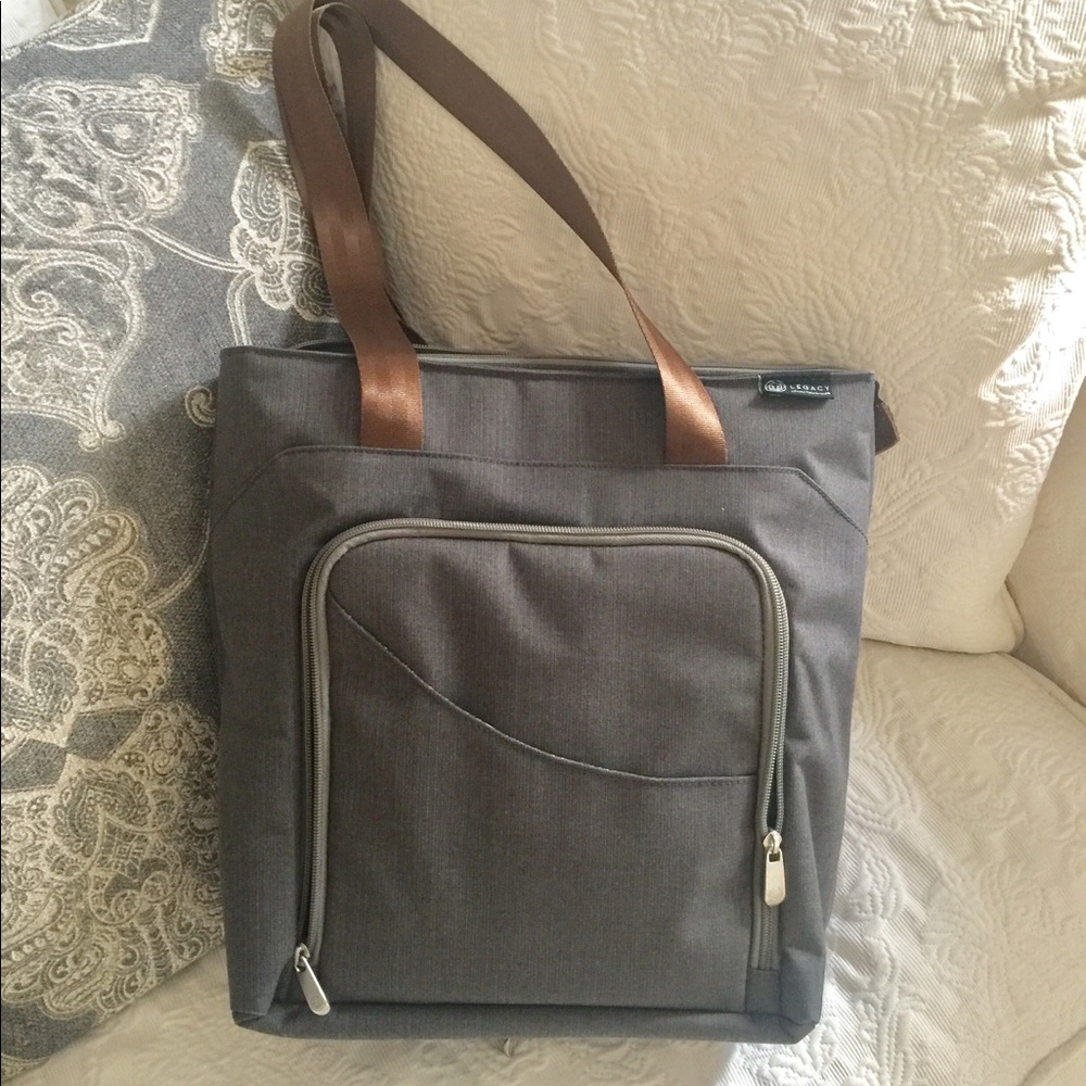 Legacy by picnic time wine tote